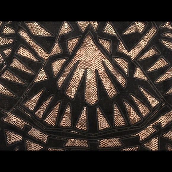 Henrigirl NWT Black and Beige lace pattern skirt - Picture 2 of 5